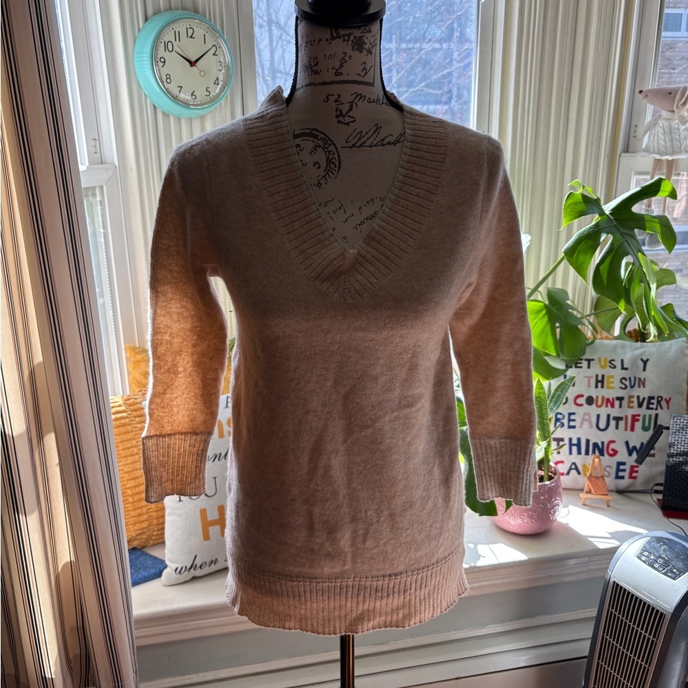 Cashmere Cream / Light Tan V-neck Sweater